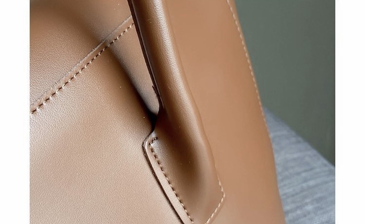 Fiyi Handbag - Image 2